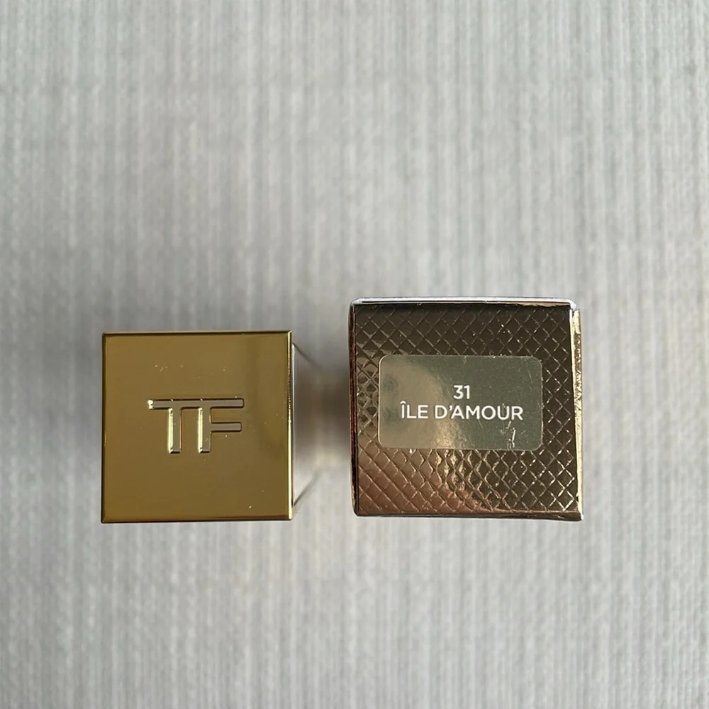 Tom ford 31 ILE D'AMOUR ultra shine color lipstick